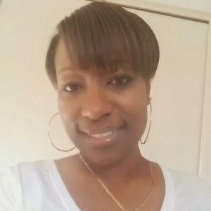 Meet your Posher, Ms. petey